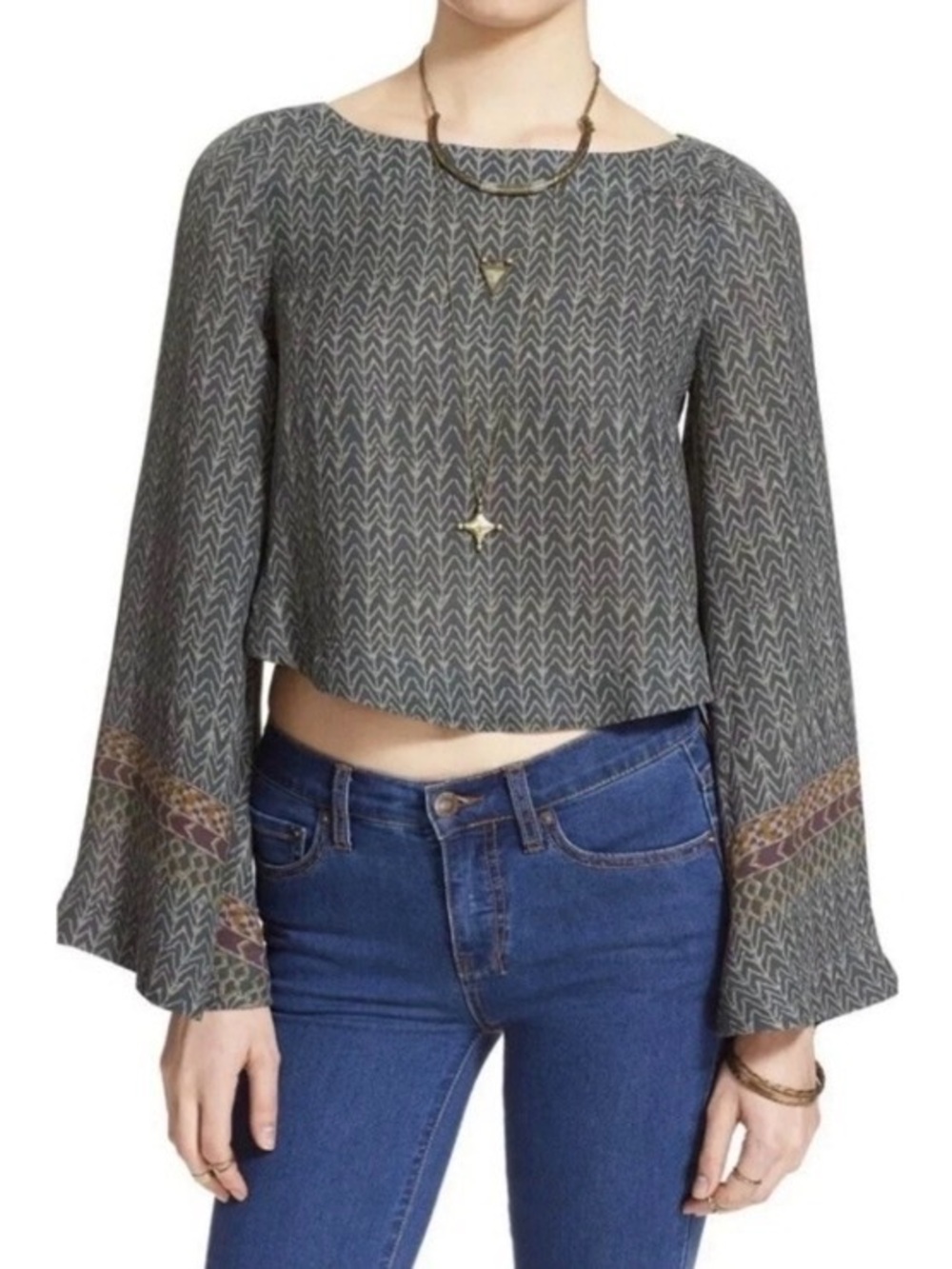 Free People Jade Green Stars Aligned Patterned Bell Sleeve Crop Blouse Top - Picture 2 of 14